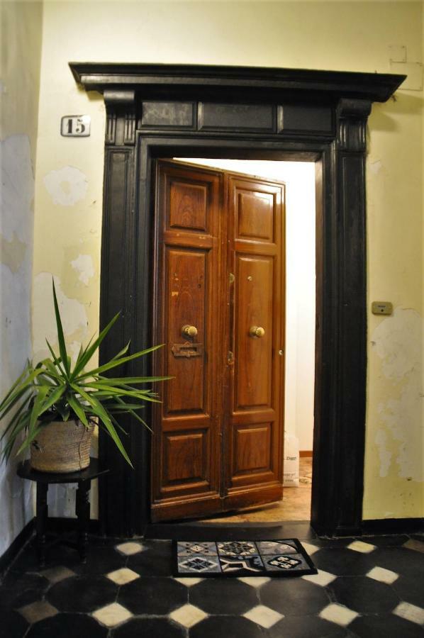 Ipazia Loft Lägenhet Genua Exteriör bild